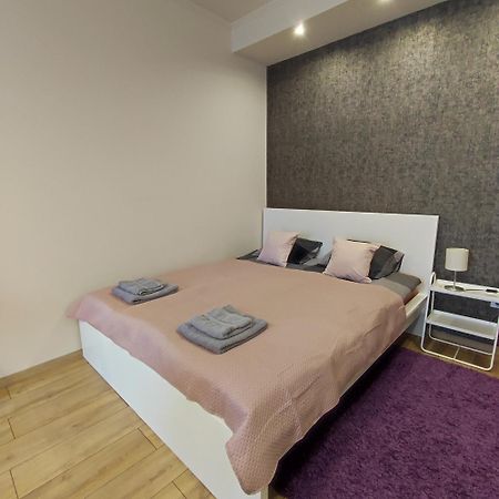 Apartament Bobano Apartman Gödöllő Zewnętrze zdjęcie